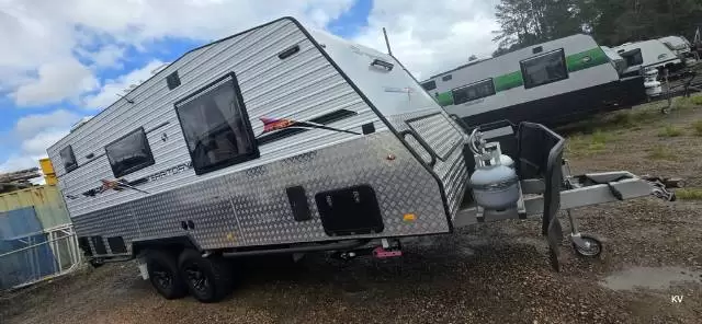 USED 2022 SUPREME CLASSIC TERRITORY