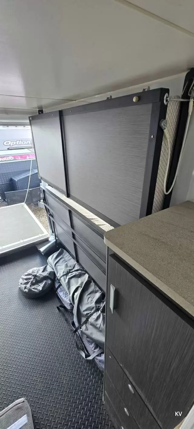 USED 2018 JAYCO BASESTATION