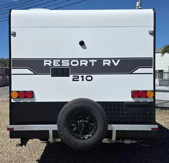 https://media-caravea.syd1.digitaloceanspaces.com/caravans/33EC18114/image-4.webp?q=biMxo53VzB