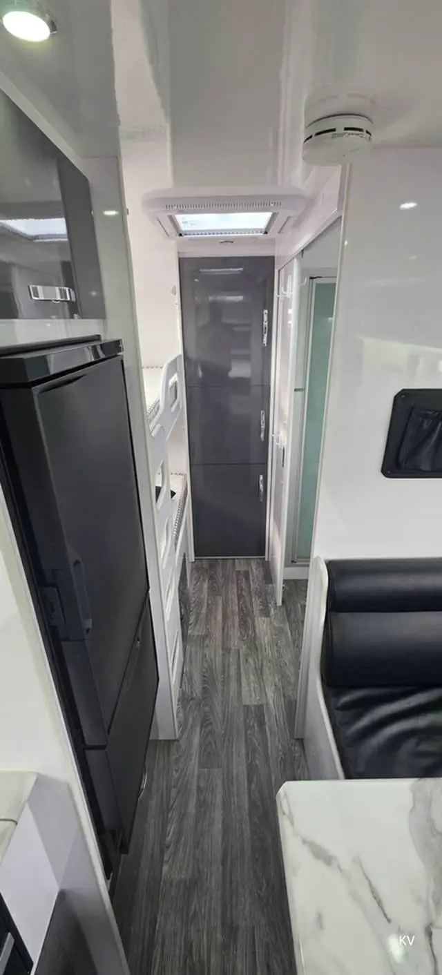 USED 2023 SNOWY RIVER SRC22F