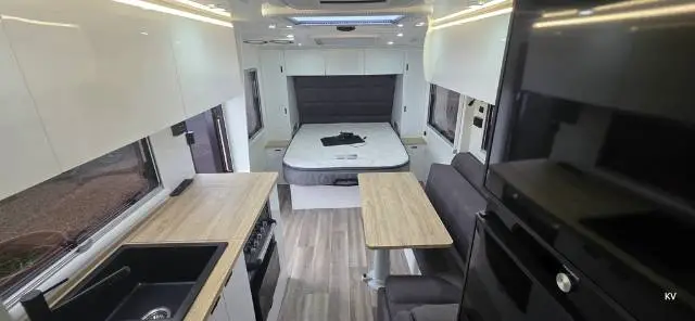 USED 2024 PRIME EDGE CARAVANS ODYSSEY 21’6 BUNK