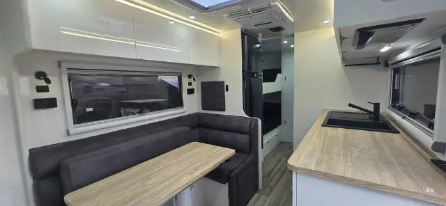 USED 2024 PRIME EDGE CARAVANS ODYSSEY 21’6 BUNK
