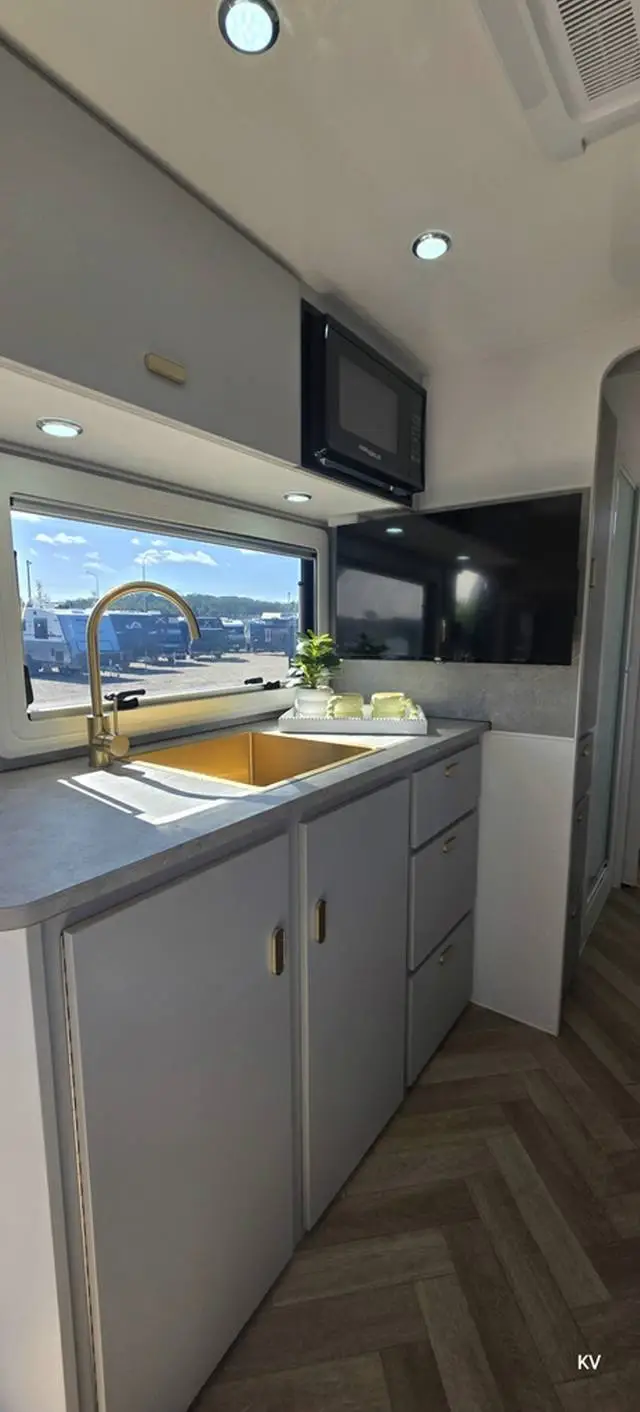 NEW 2026 OPTION RV TRACTION 22RC MY26