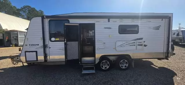 USED 2013 CREATIVE TANAMI
