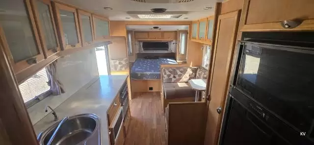 USED 2013 CREATIVE TANAMI
