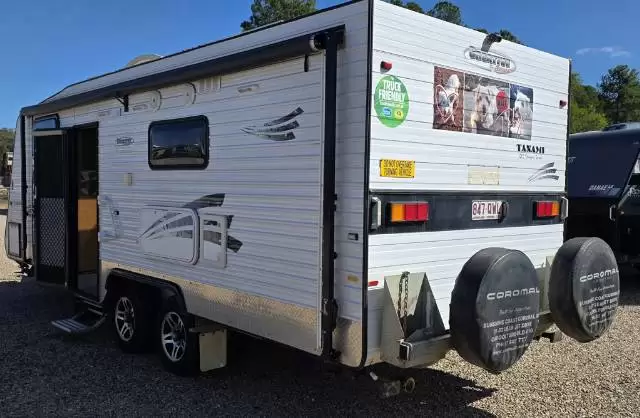 USED 2013 CREATIVE TANAMI