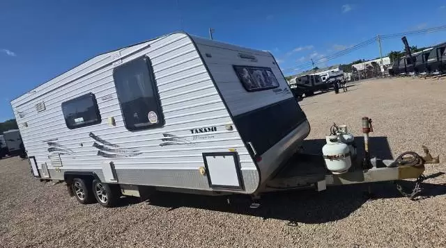 USED 2013 CREATIVE TANAMI