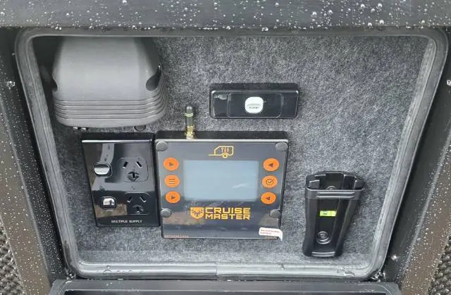 https://media-caravea.syd1.digitaloceanspaces.com/caravans/33EC19600/image-4.webp?q=b0oX5RJOPg