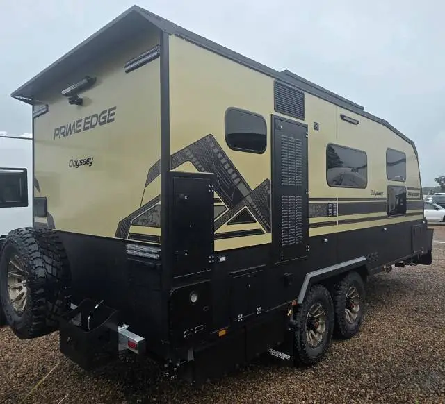 https://media-caravea.syd1.digitaloceanspaces.com/caravans/33EC19600/image-8.webp?q=KBFJUUWos3