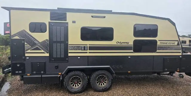 https://media-caravea.syd1.digitaloceanspaces.com/caravans/33EC19600/image-9.webp?q=Hez3SlIN6Q