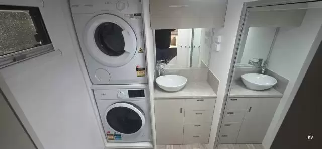 USED 2025 EMPIRE LUXOR 24′