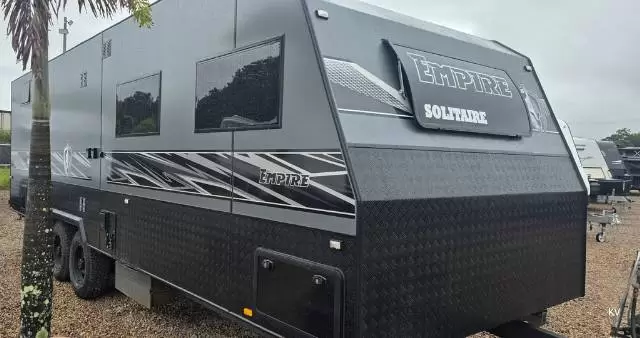 USED 2025 EMPIRE LUXOR 24′