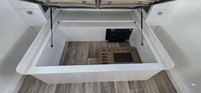 NEW 2026 TRAVELLER TRACK 20
