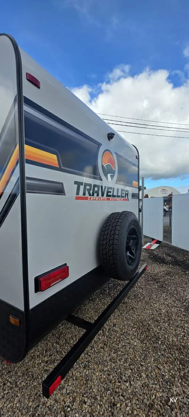NEW 2026 TRAVELLER TRACK 20