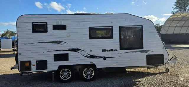 USED 2015 LA VISTA BELLA TOURER