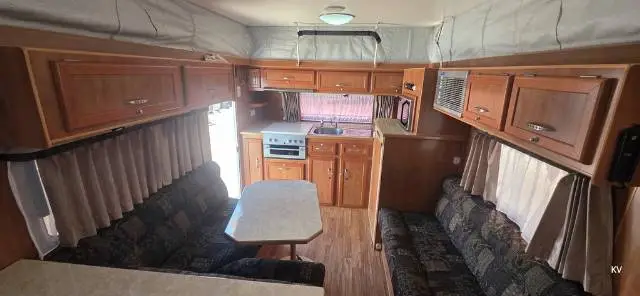 USED 2008 FRANKLIN BELAIRE POPTOP 17′