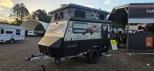 USED 2025 MDC XT10E