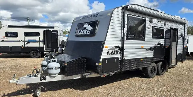 USED 2023 NEWLANDS LUX