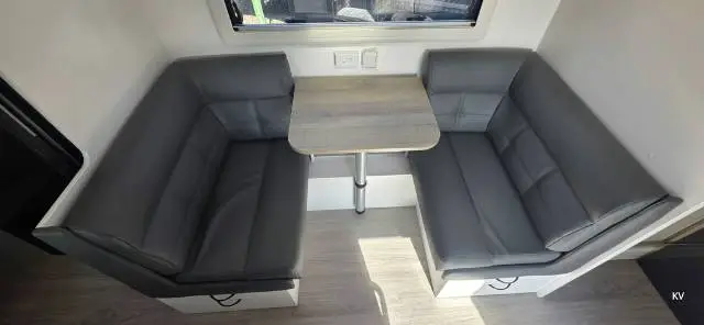 USED 2023 NEWLANDS LUX