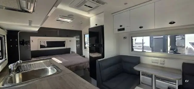 USED 2023 NEWLANDS LUX