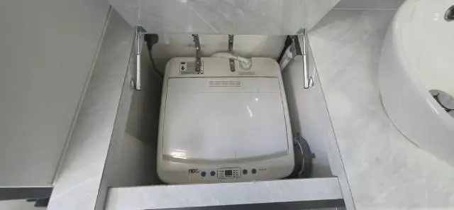 USED 2023 PLATINUM BLUEWAVE 21′