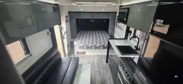 USED 2022 LOTUS CARAVANS OFF GRID 246
