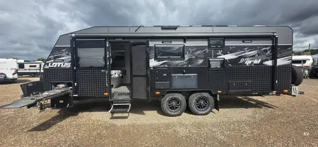 USED 2022 LOTUS CARAVANS OFF GRID 246