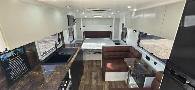NEW 2026 RESORT RV WHITEHAVEN 20′