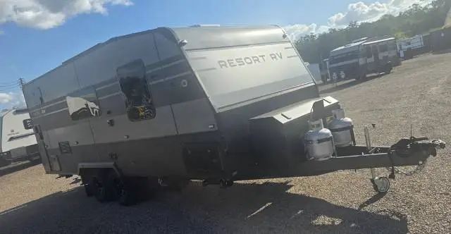 NEW 2026 RESORT RV WHITEHAVEN 20′