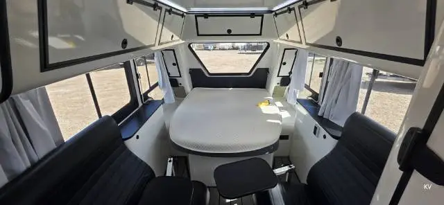 USED 2025 ON THE MOVE CARAVANS CROSSFIRE
