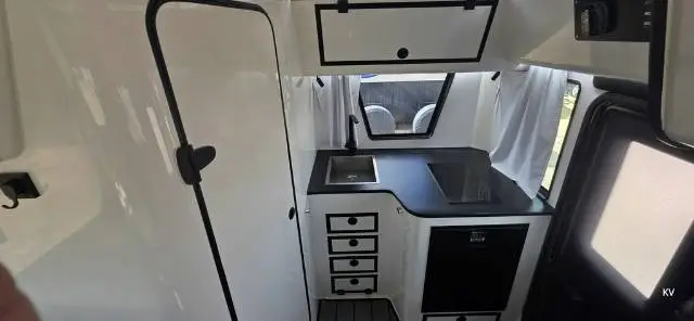 USED 2025 ON THE MOVE CARAVANS CROSSFIRE