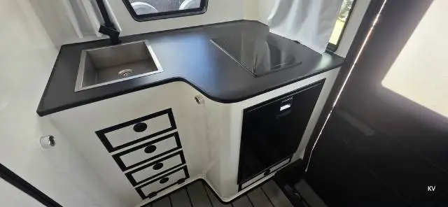 USED 2025 ON THE MOVE CARAVANS CROSSFIRE