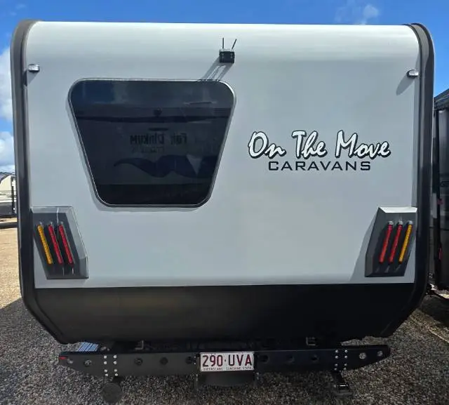 https://media-caravea.syd1.digitaloceanspaces.com/caravans/33EC22000/image-7.webp?q=iU6IoknxAR
