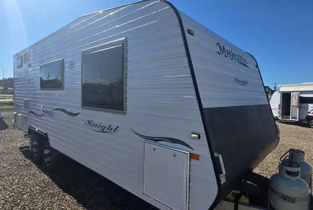 USED 2013 MAJESTIC KNIGHT