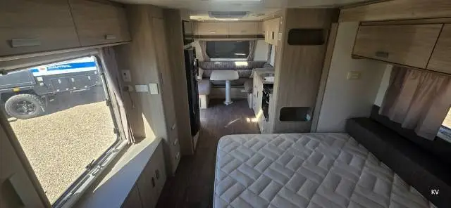USED 2017 JAYCO STARCRAFT OUTBACK SLIDE OUT