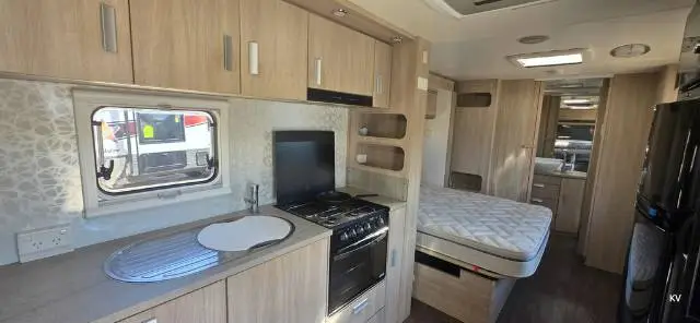 USED 2017 JAYCO STARCRAFT OUTBACK SLIDE OUT
