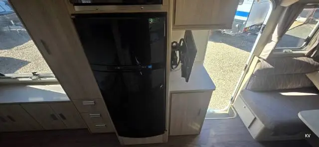 USED 2017 JAYCO STARCRAFT OUTBACK SLIDE OUT