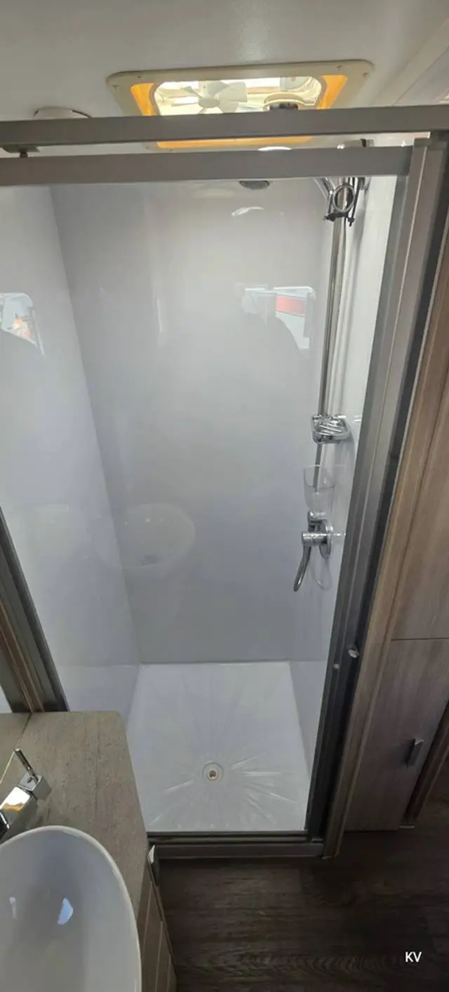 USED 2017 JAYCO STARCRAFT OUTBACK SLIDE OUT