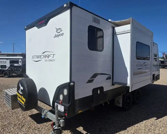 USED 2017 JAYCO STARCRAFT OUTBACK SLIDE OUT