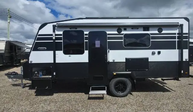 NEW 2026 RESORT RV WHITEHAVEN 18