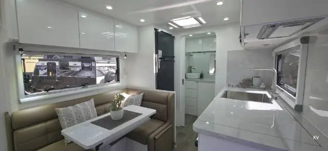 NEW 2026 RESORT RV WHITEHAVEN 18