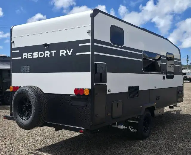 NEW 2026 RESORT RV WHITEHAVEN 18