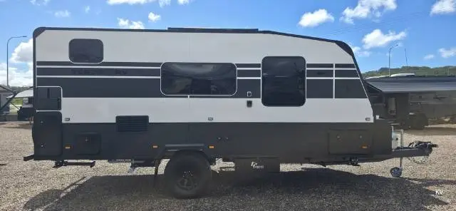 NEW 2026 RESORT RV WHITEHAVEN 18