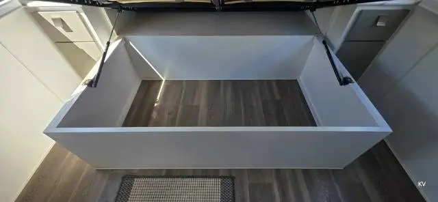 USED 2022 VIVID CARAVANS EXPEDITION XL