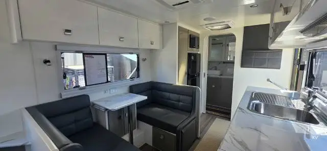 USED 2022 VIVID CARAVANS EXPEDITION XL