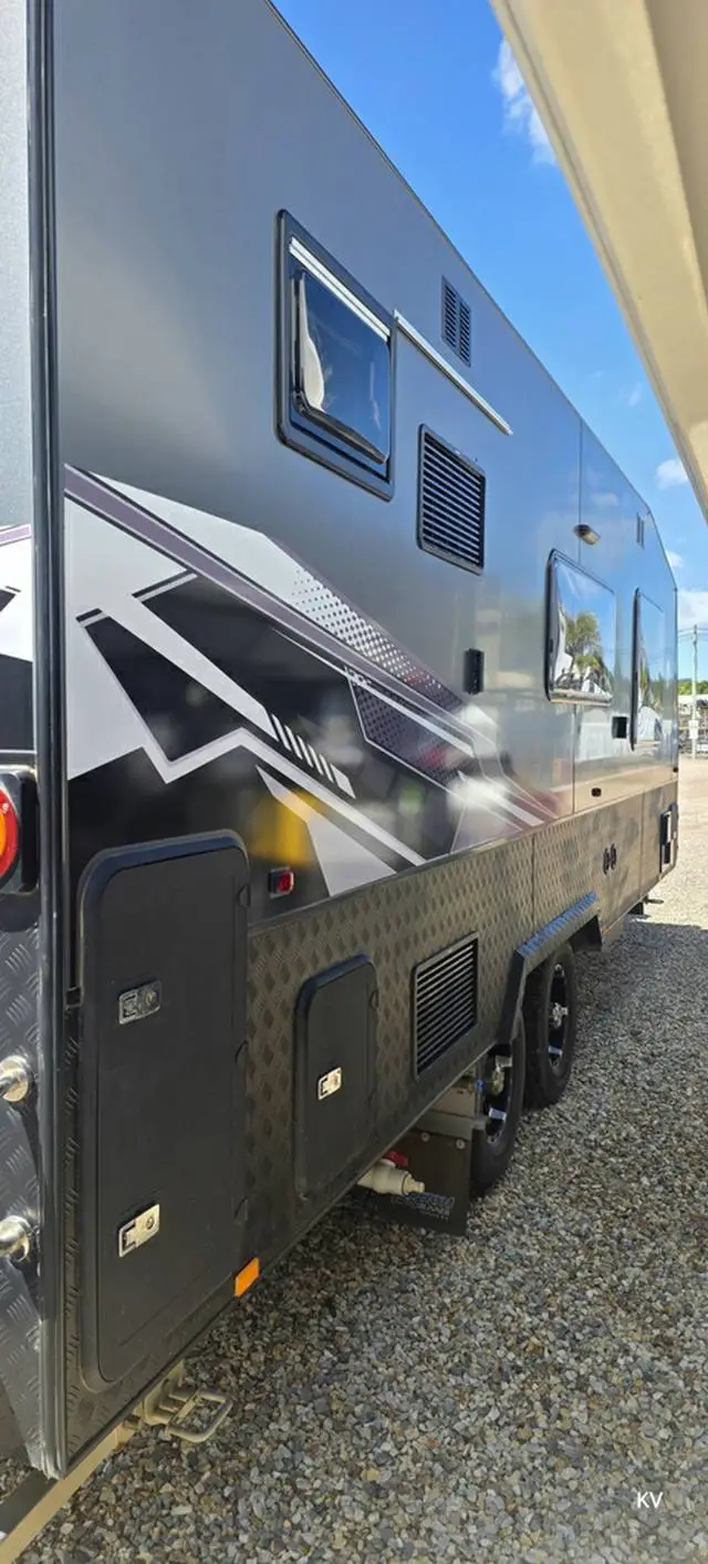 https://media-caravea.syd1.digitaloceanspaces.com/caravans/33EC22368/image-6.webp?q=MIlnGiBqJW