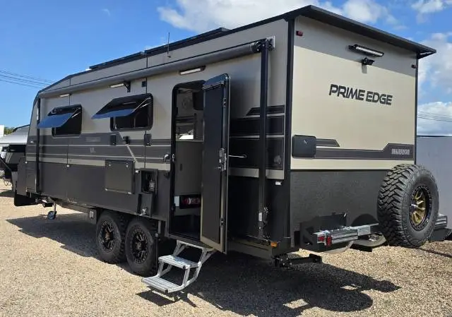 https://media-caravea.syd1.digitaloceanspaces.com/caravans/33EC22562/image-5.webp?q=U332UYEhXk
