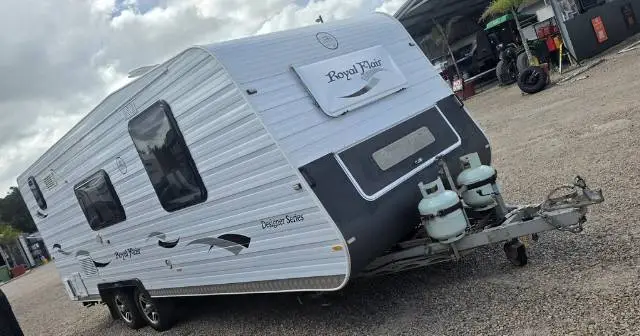 USED 2013 ROYAL FLAIR DESIGNER