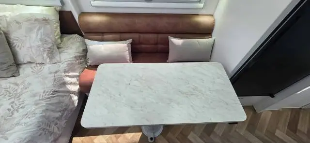 NEW 2026 RESORT RV WHITEHAVEN 18′ F2