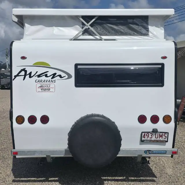 https://media-caravea.syd1.digitaloceanspaces.com/caravans/33EC22987/image-3.webp?q=s4HcAkrDM1